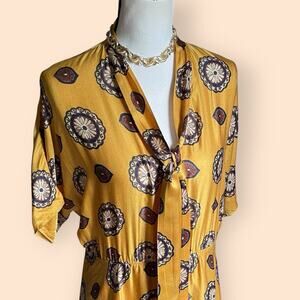 Nissa Golden Yellow Medallion Silk Blend Short Sleeve A-Line Midi Dress Sz 6 M